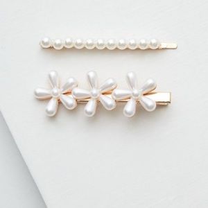 Pearl Flower Hair Clips
